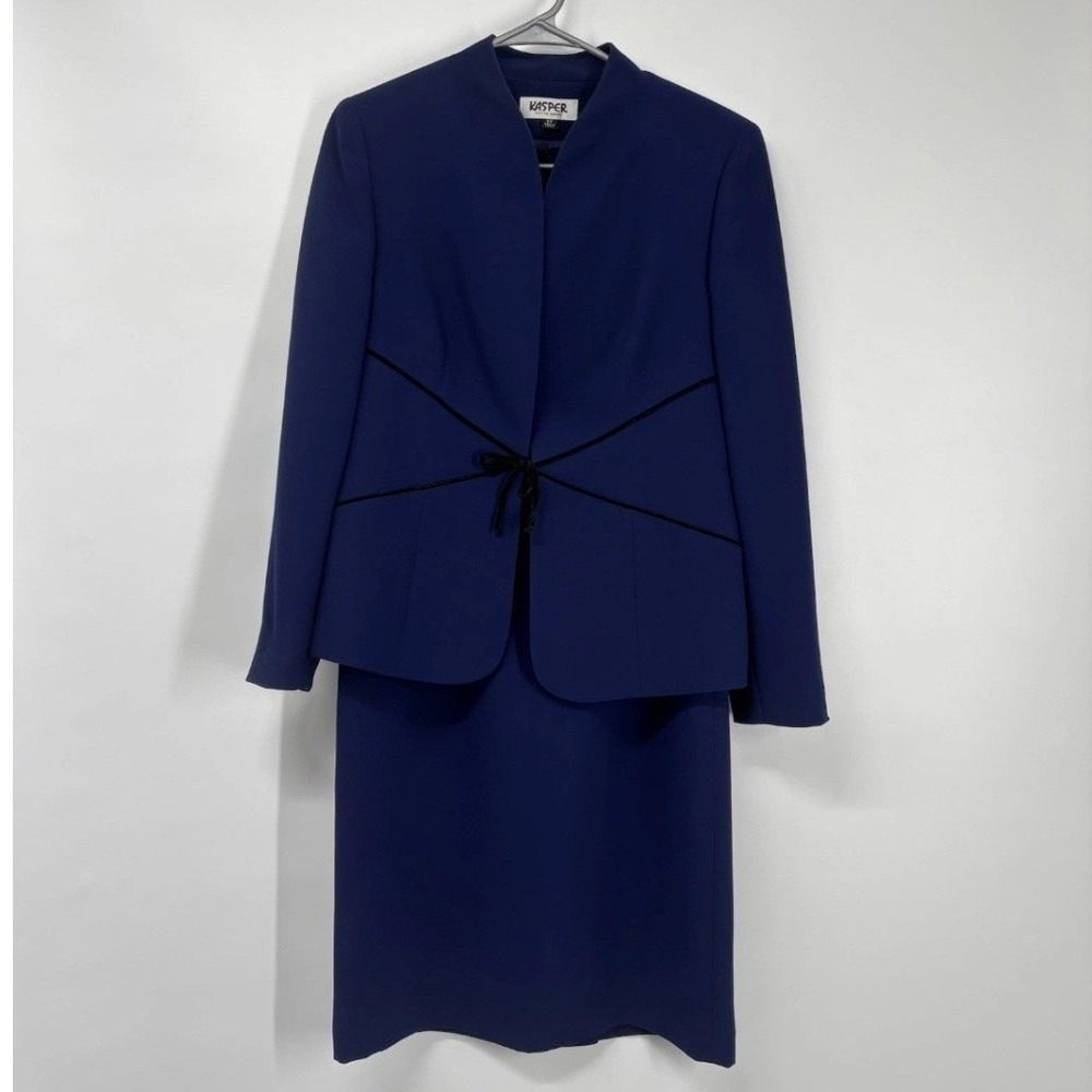 Vintage Kasper 2 Piece Dress Suit Set Size 6P‎ Navy Blue Black Velvet Accents